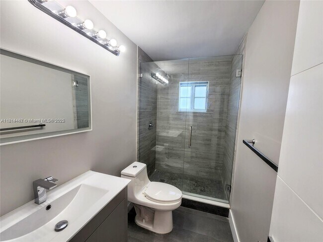 Foto del edificio - 1201 SW 42nd Ave