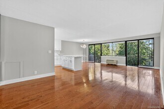 Building Photo - 15 Stewart Pl