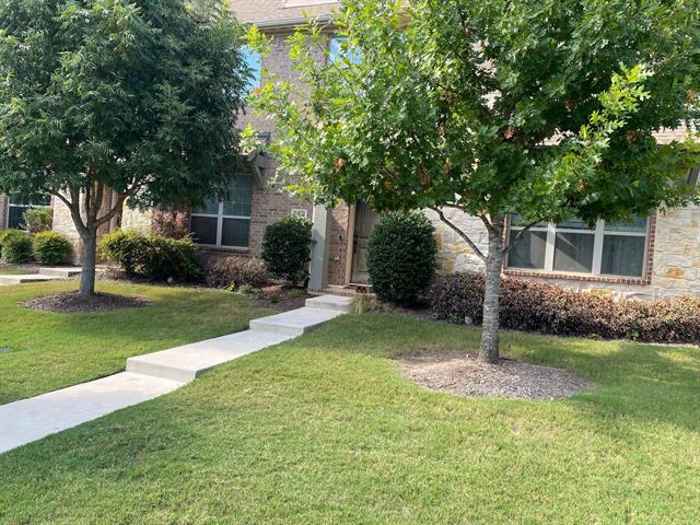 Building Photo - 2204 Jameson Ln