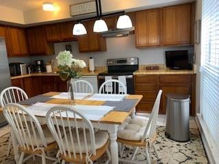 Foto del edificio - 9319 Bollingbrook Dr