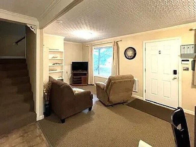 Building Photo - Long Beach Peninsula 2 bedroom Home w/ Hot...