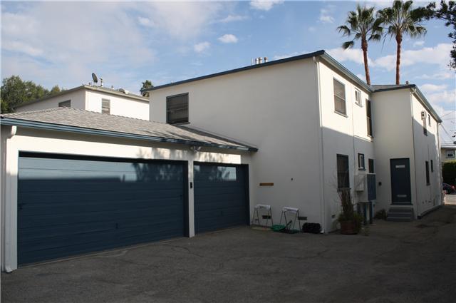 Foto del edificio - 243 Bicknell Ave