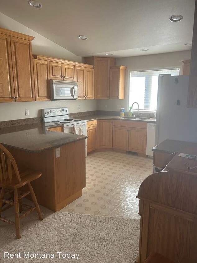 2 br, 1 bath House 3161 N Daffodil Dr House Rental in Billings, MT