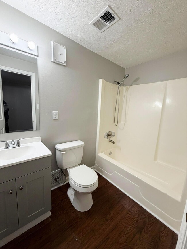 Building Photo - 159 Miller Dr