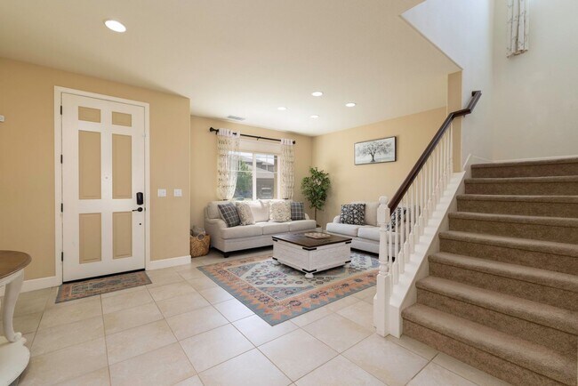 Foto del edificio - Spacious Home in Damonte Ranch - Large Bac...