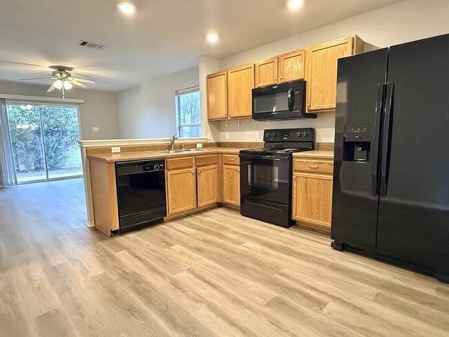 Building Photo - 12309 Drummond Dr