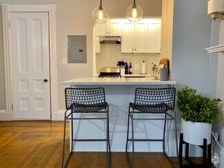 Building Photo - 426 Marlborough St