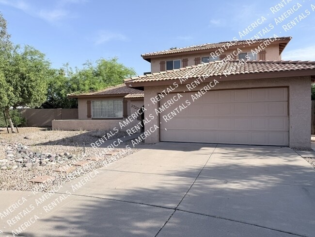 Building Photo - 2723 S Estrella Cir