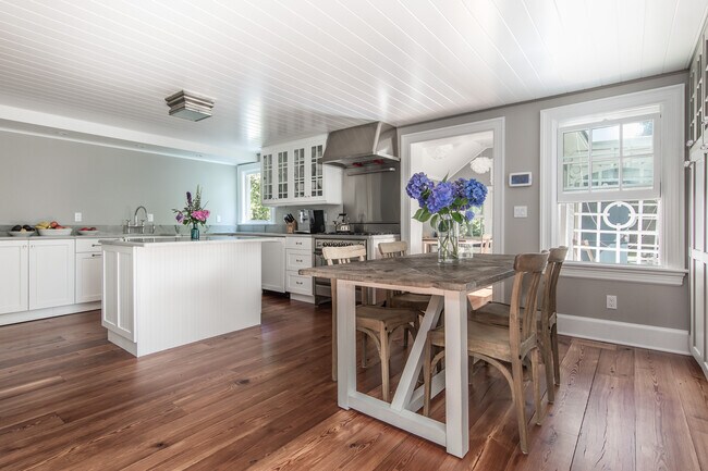 Foto del edificio - 274 Main St