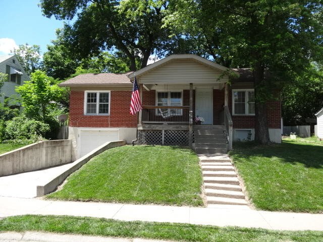 Building Photo - 705 N Ann St