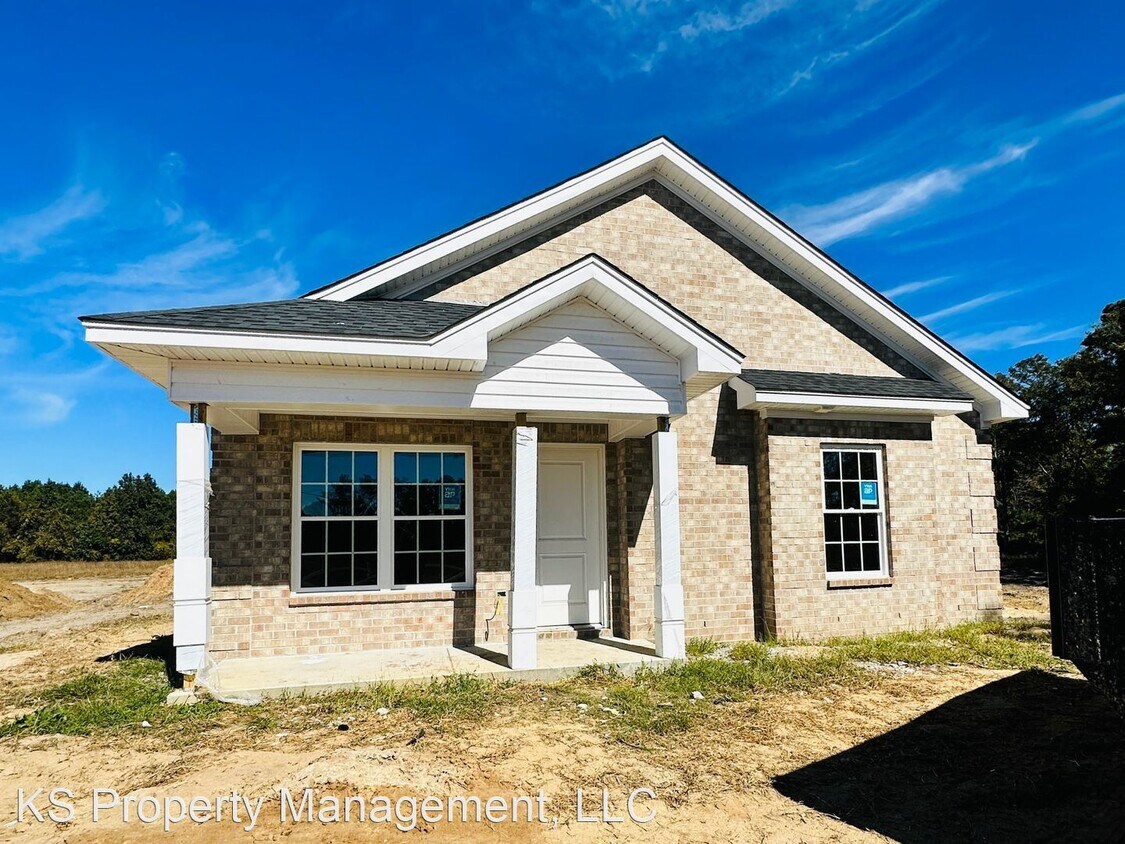 Foto principal - 3 br, 2 bath House - 4911 Joyner Swamp Rd