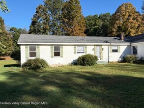 Building Photo - 551 NY-217