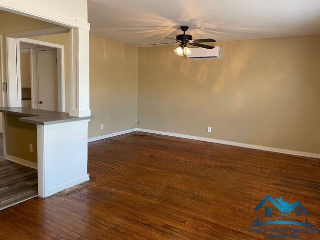Foto del edificio - 2 Bedroom Home for Rent