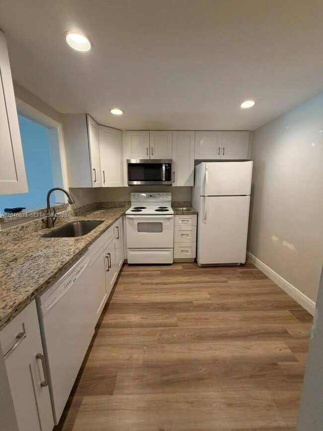 Foto del edificio - 408 NW 68th Ave