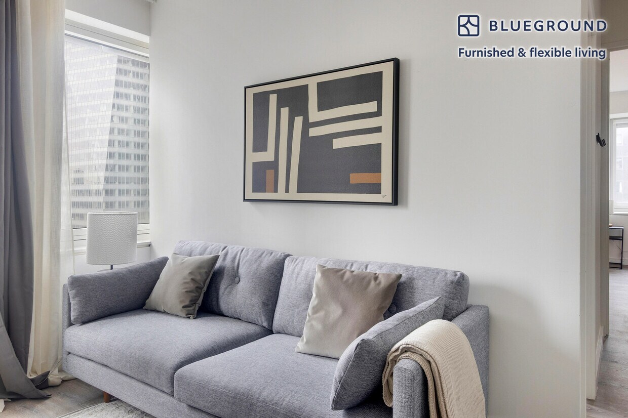 Foto principal - 70 W 45th St