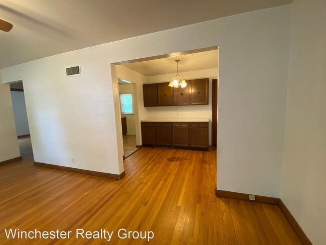 Building Photo - 2 br, 1 bath House - 9682 Lilly Jean Dr