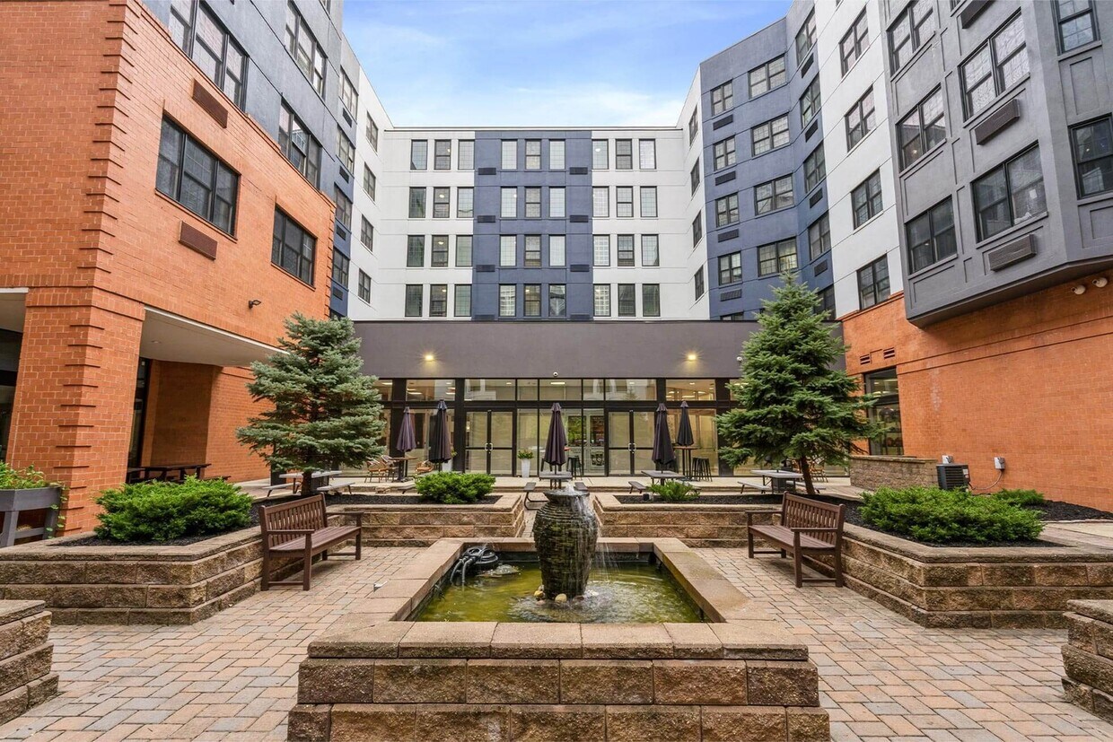 Parc at Lyndhurst Apartments 601 Riverside Ave Lyndhurst, NJ