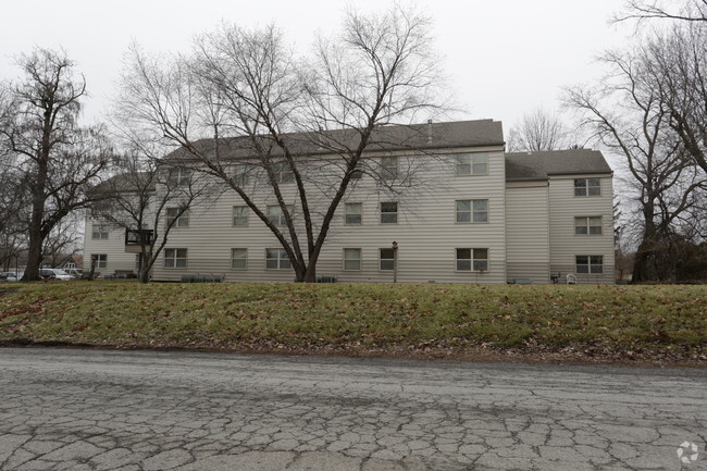 Foto del edificio - Catalpa Tree Apartments