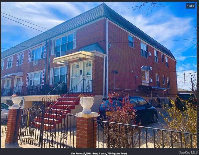 Building Photo - 25-14 146th St