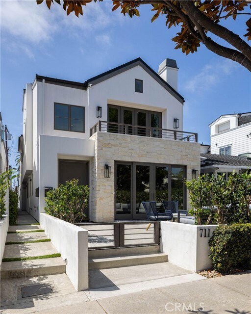 Foto del edificio - 711 Marigold Ave