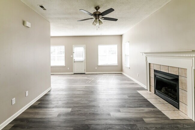Building Photo - 3756 Sedgewick Dr SW