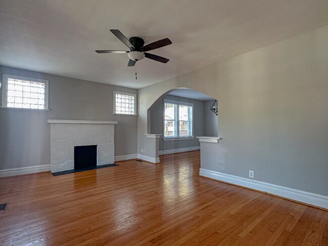 Building Photo - 1016 Childress Ave