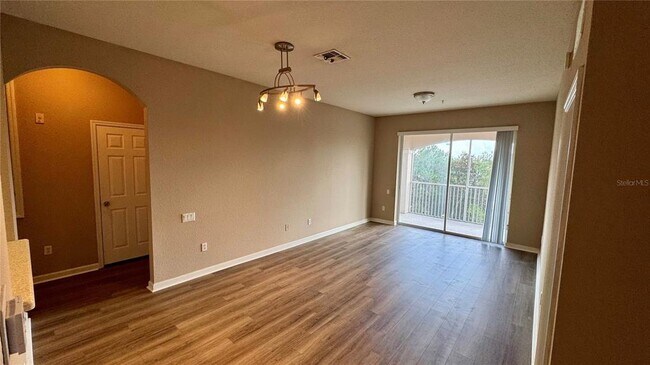 Foto del edificio - 3332 Robert Trent Jones Dr