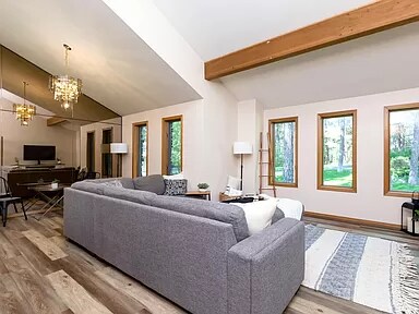 Foto del edificio - 354 Blue Spruce Ln