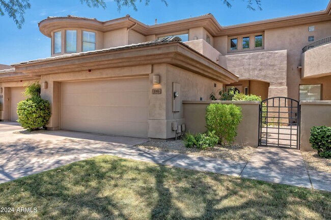 Foto del edificio - 15240 N Clubgate Dr