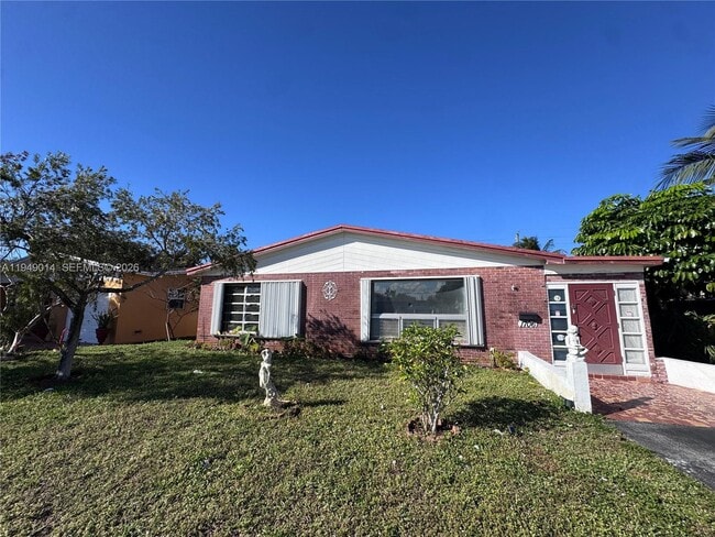 Foto del edificio - 1706 N 45th Ave