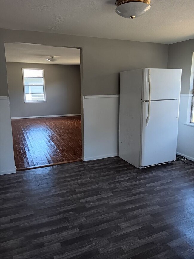 Foto del edificio - 2 Bed 1 Bath Home!