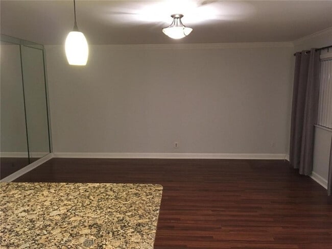 Foto del edificio - 276 Monaco Blvd