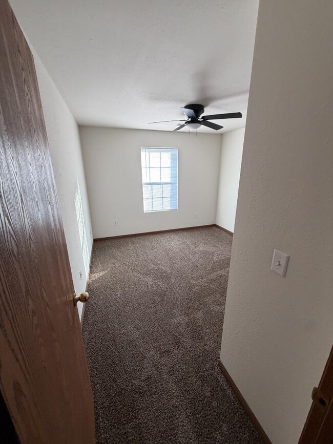 Building Photo - 100 Aldergate St