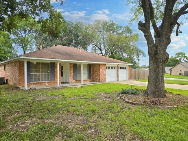 Foto del edificio - 5387 Lincoln Green Dr