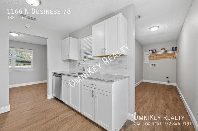 Building Photo - 1166 N Texas 78 Business