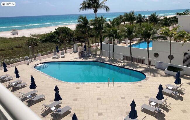 Foto del edificio - 5825 Collins Ave