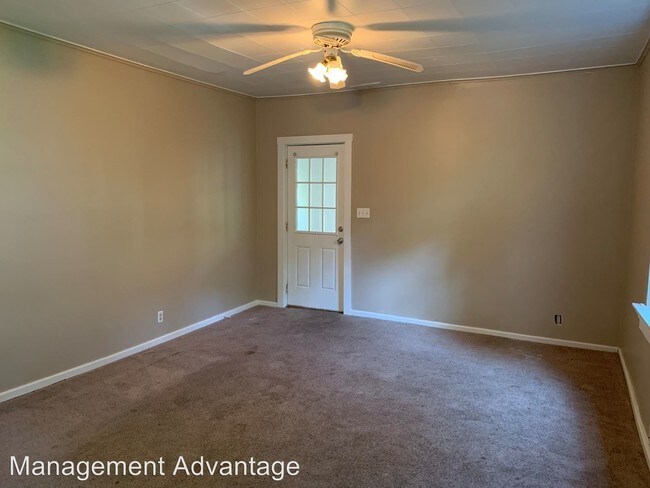 Building Photo - 2 br, 1 bath Apartment - 723 S 5th Street