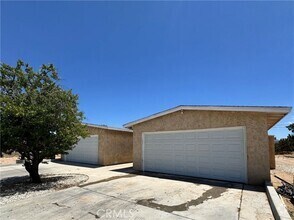 Building Photo - 16209 Juniper St