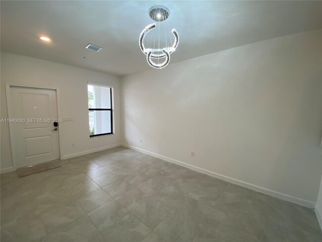 Building Photo - 211 SW 159th Ter