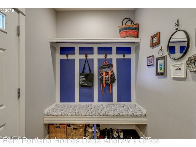 Building Photo - 3 br, 2.5 bath House - 2306 SE 75th Ave.