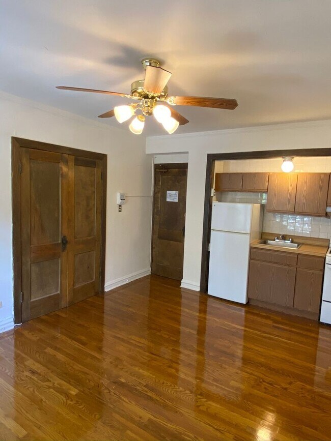 Foto del interior - 2256 N. Cleveland
