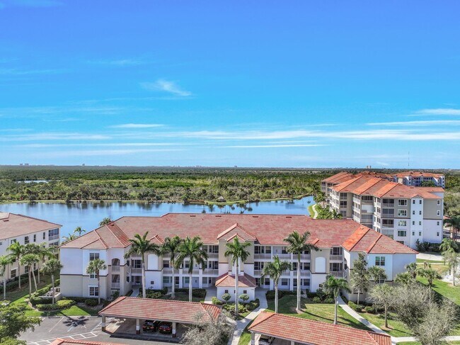 Building Photo - 2 bedroom/2 bath - Lakeview Condo