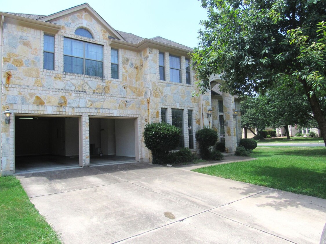 Foto principal - Amazing Soutwest Austin home with office!