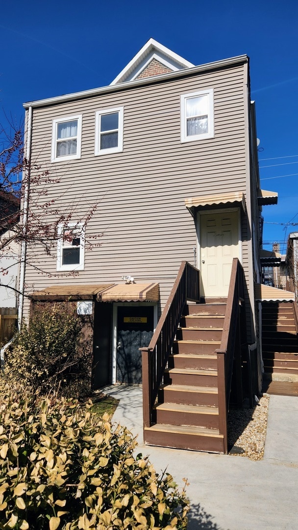 Building Photo - 1732 W 18th Pl