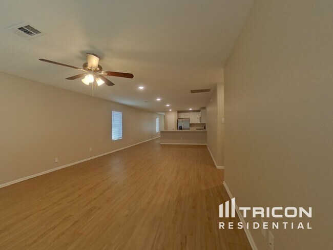 Foto del edificio - 18622 Rosehill Pr Dr