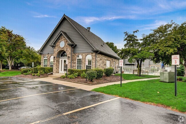 Maple Brook Apartments for Rent with Hardwood Floors Naperville IL 1 Rentals Apartments com Maple Brook Apartments for Rent with Hardwood Floors Naperville IL 1 Rentals Apartments com