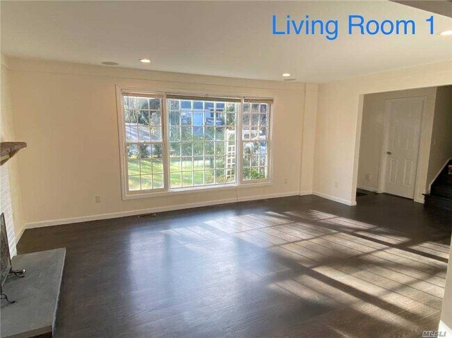 Foto del edificio - 17 Knollwood Rd E