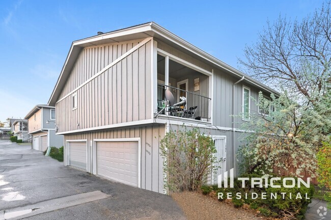 Building Photo - 14590 E 13th Ave