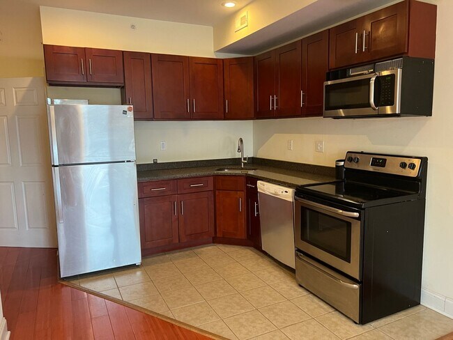 Foto del edificio - 678 N 33rd St