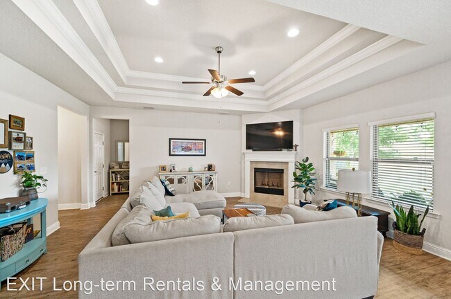 Foto del edificio - 3 br, 2 bath House - 666 Whittington Avenue